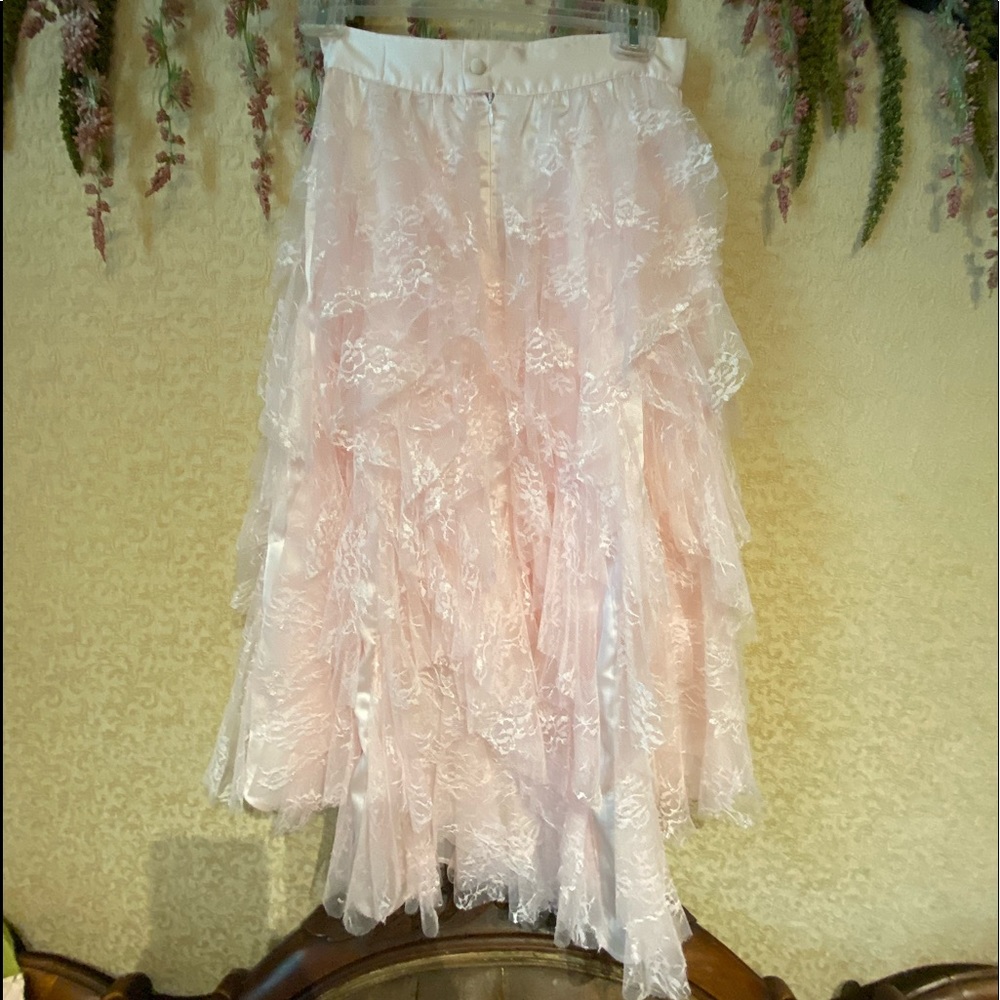 NWOT- never worn Joifolie pink lace skirt